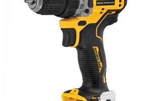 Шуруповерт DeWALT DCD 710 против DCD 701