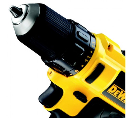 Дриль-шуруповерт DeWALT DCD710N