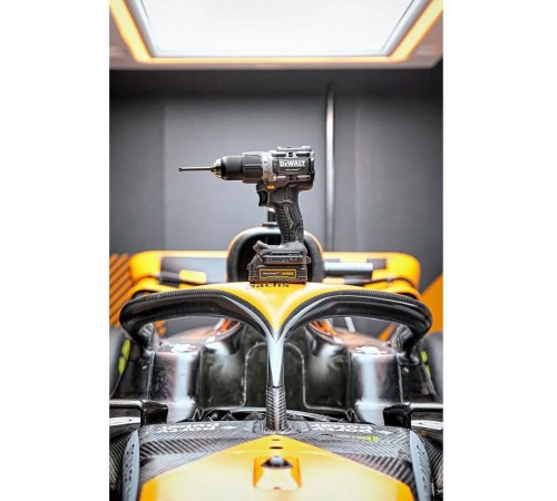 Дрель-шуруповёрт McLaren F1 TEAM LIMITED EDITION DeWALT DCD85ME2GT