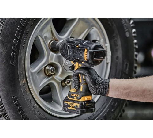 Гайковерт ударний акумуляторний безщітковий DeWALT DCF900P2G