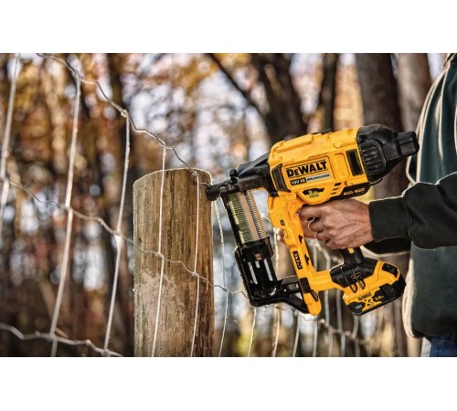 Степлер скобозабивний акумуляторний безщітковий DeWALT DCFS950P2