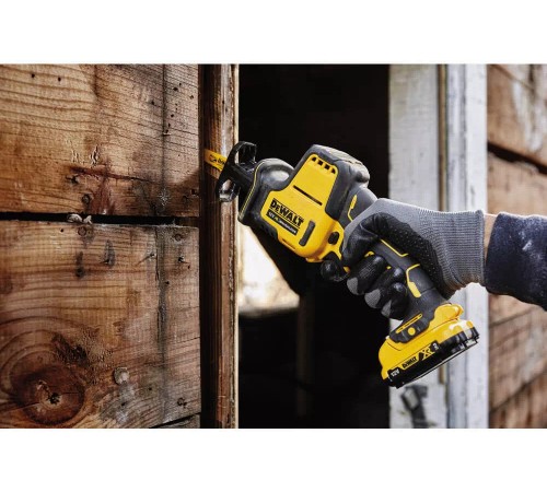 Пила шабельна акумуляторна безщіткова DeWALT DCS312N