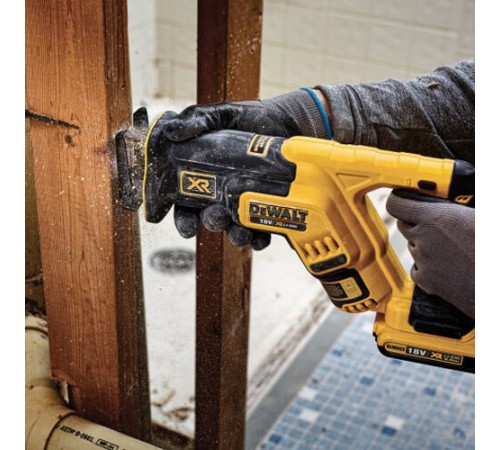 Акумуляторна шабельна пилка DeWALT DCS367P2