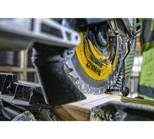 Пила торцювальна акумуляторна безщіткова DeWALT DCS727T2