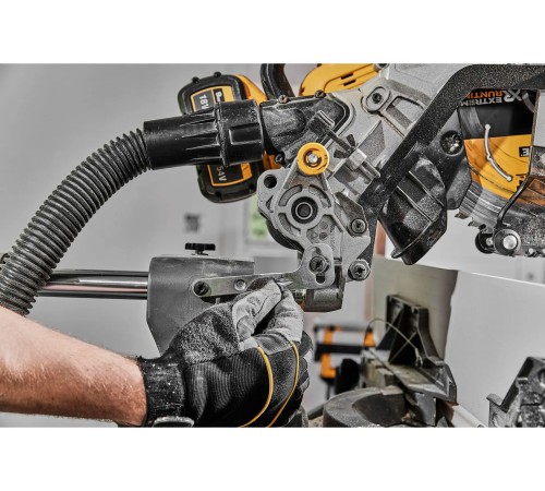 Пила торцювальна акумуляторна безщіткова DeWALT DCS781N